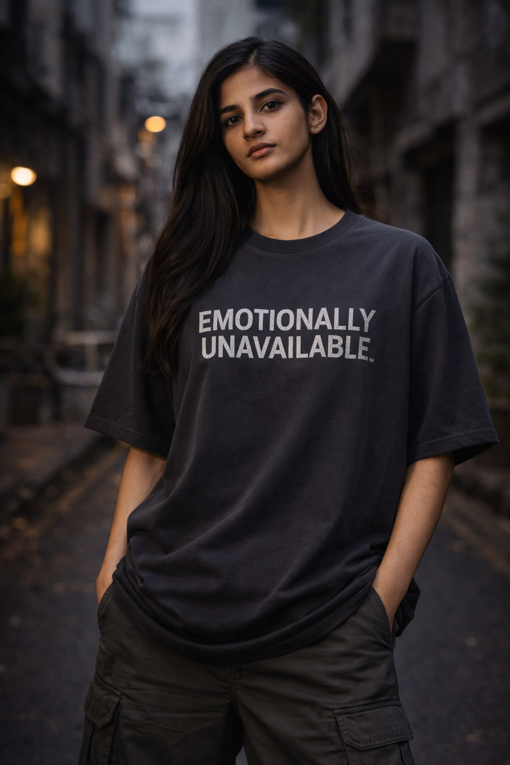Emotionally Unavailable Oversized Tee – Trendoro